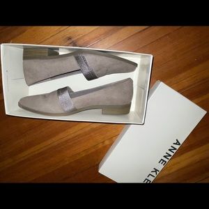 Anne Klein Akrobbie Flats
